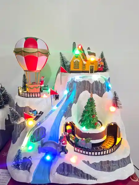 Villa Tren con Globo
